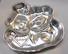 Vintage 1971 Bert Ernie Muppets Sesame Street Wilton Aluminum Cake Pan 502-7423 — photo 1