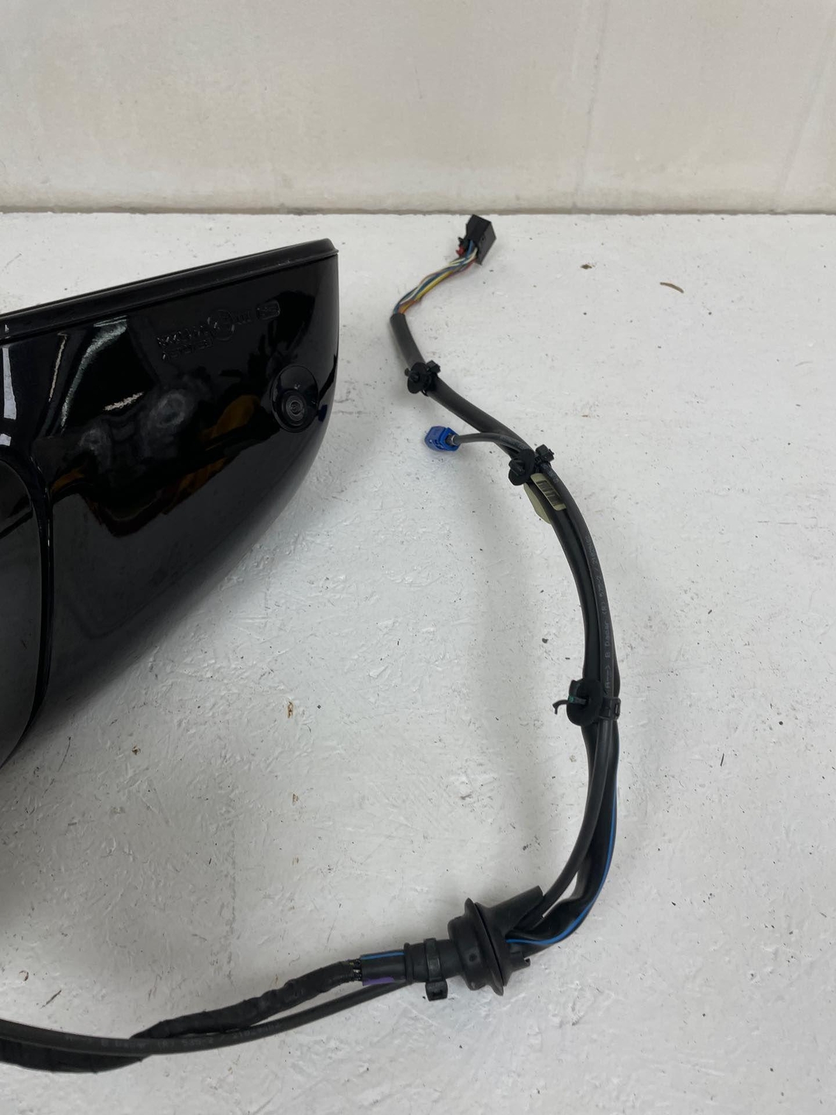 2018 BENTLEY BENTAYGA FRONT RIGHT DOOR HEATED POWER FOLDING TURN SIGNAL MIRROR