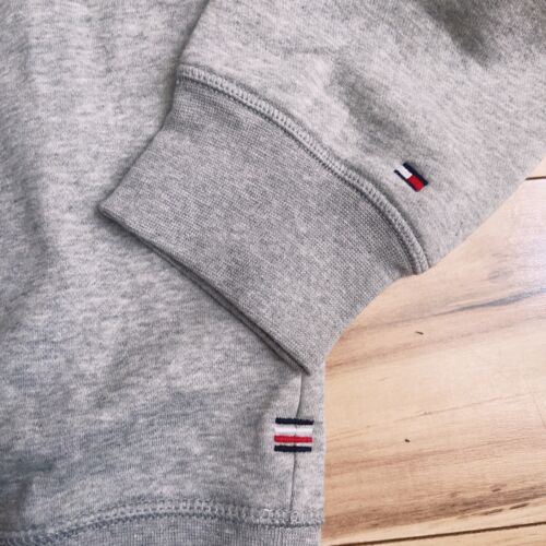 NUEVO CON ETIQUETAS Para hombres Tommy Hilfiger Cuello Redondo Logotipo Esencial Pullover Suéter Sudadera - Imagen 39 de 43