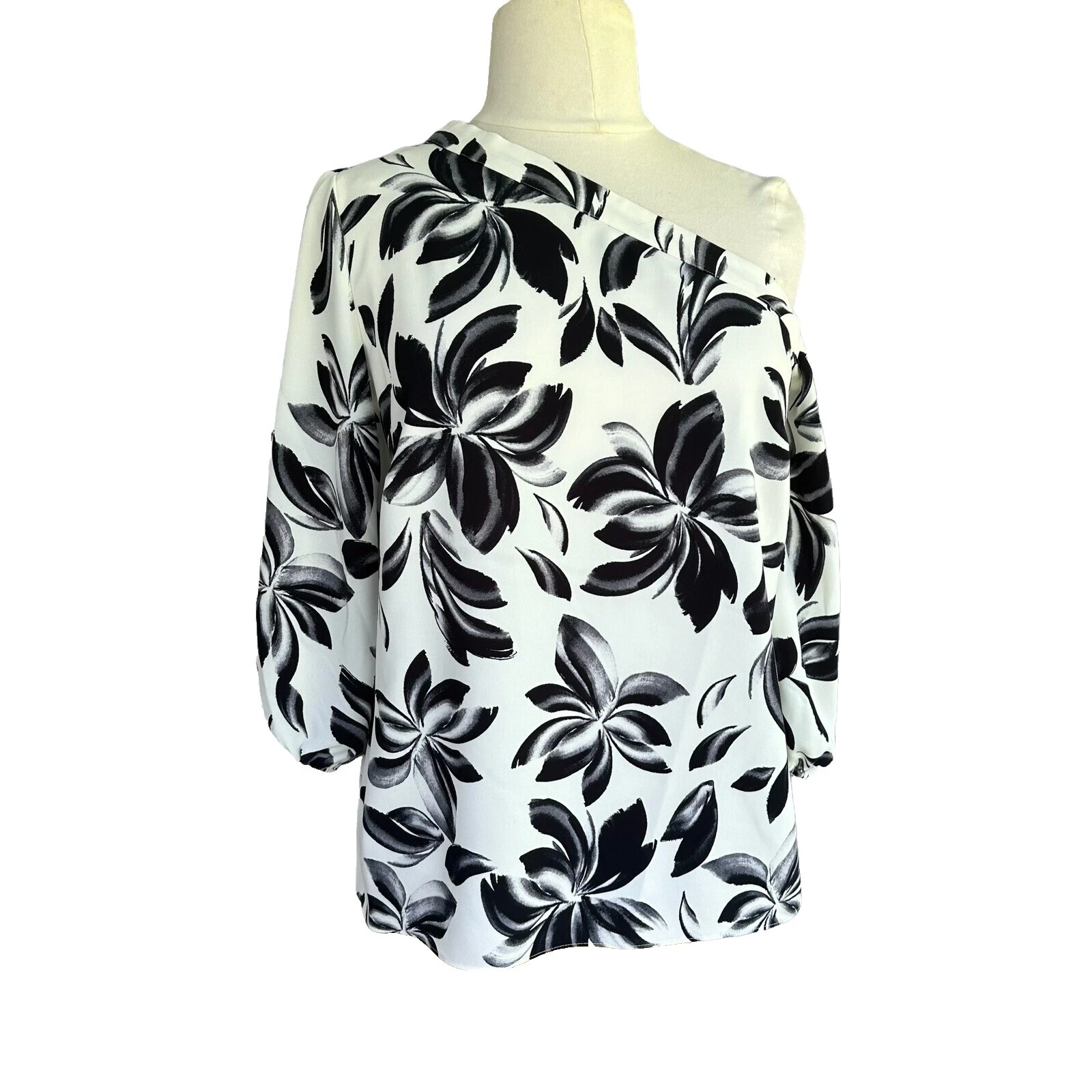 Black Floral Tops for Women