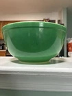 Vintage Pyrex 2 Qt Green Mixing Bowl Made In USA Good Condition