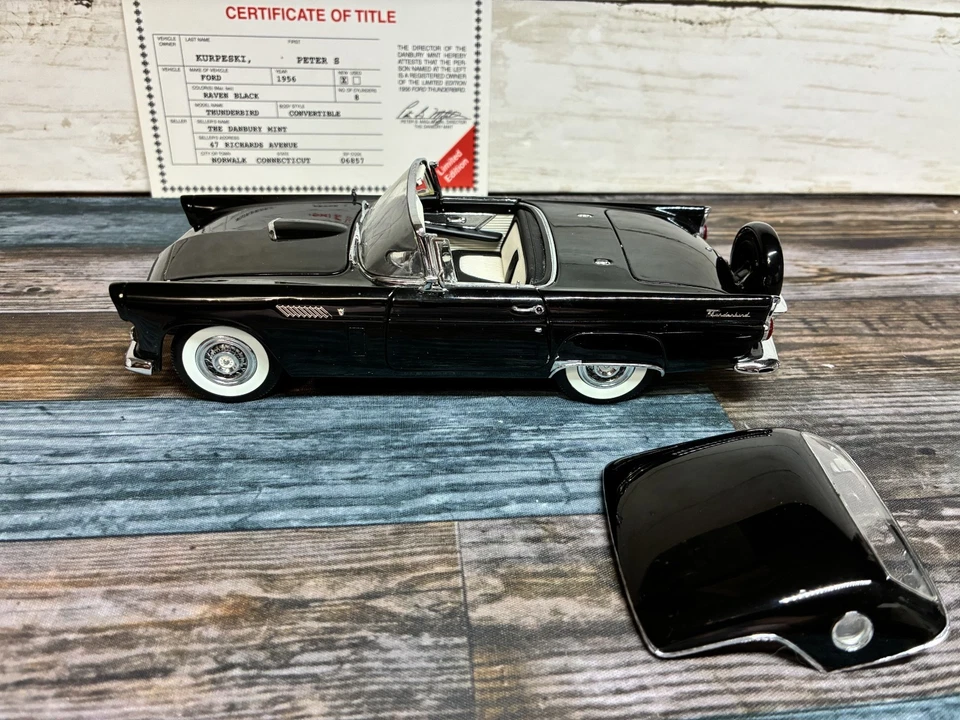 Ford Thunderbird 1956 Danbury como nuevo negro 1/24 #DM1438M (edición limitada 1485/5000) Foto 3 de 4