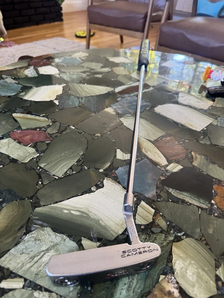 Taco de golfe putter Scotty Cameron Special Select Newport destro, 35 polegadas - Imagem 4 de 4