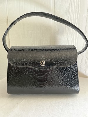 Vintage Faux Alligator Box Purse w Brass Feet SWEET 1960s EUC 7in Classic Bag