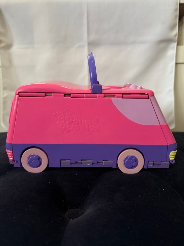 Pound Puppies Galoob Van Bus Circus Playground Fold Out Play Set Vintage 1995