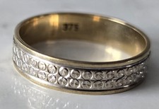 9ct Gold 375  Wedding Ring  