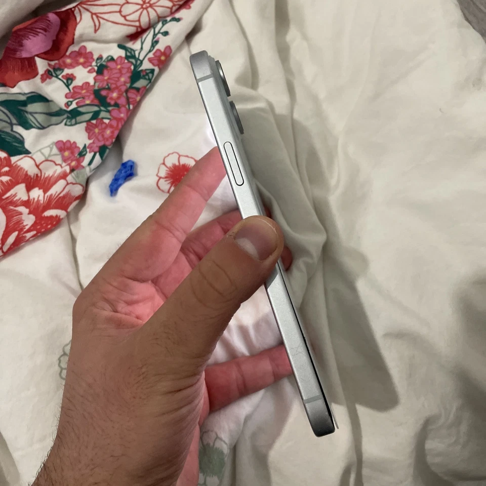 Apple iPhone 15 Plus · 128GB, photo 4 of 5