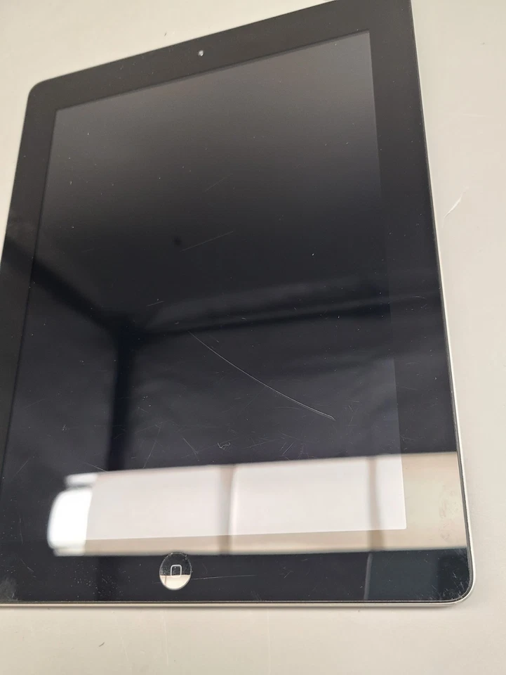 Lote de 5 Apple iPad 3 A1416 32GB Wi-Fi 9.7" + 5 Adaptadores de Alimentación y Cables Foto 4 de 4