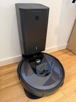 iRobot roomba i7+ inkl. Clean Base - kaum genutzt - sehr guter Zustand