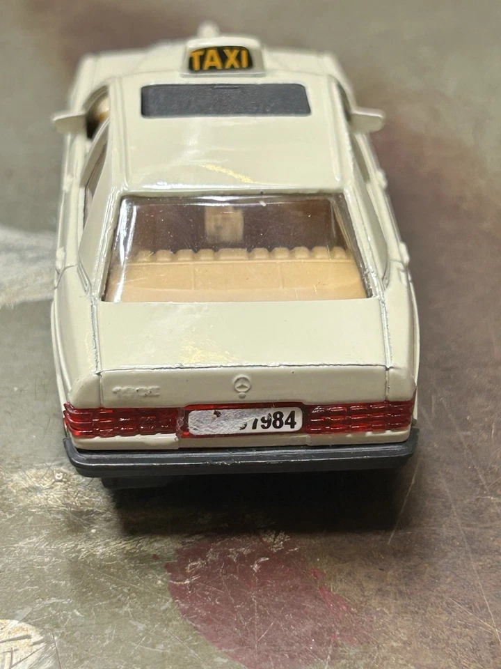 CORGI JUNIORS MERCEDES BENZ TAXI MINT TVVS - Image 4 of 4