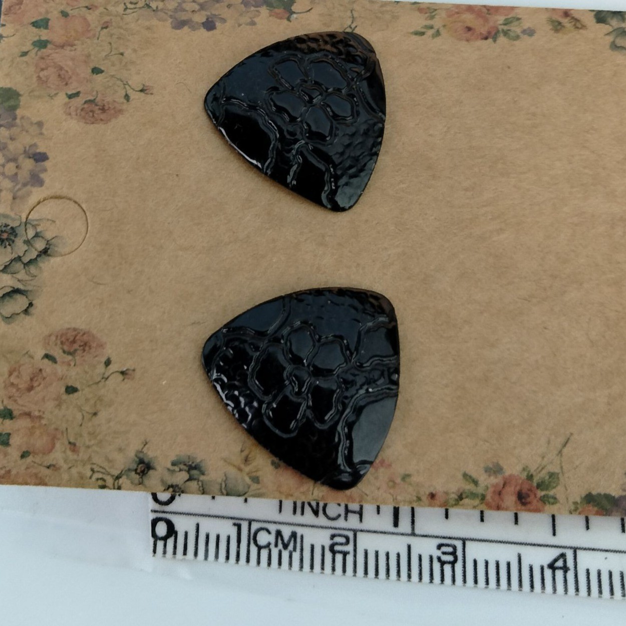 Black Flower Triangular Stud Earrings Hammered Te… - image 3