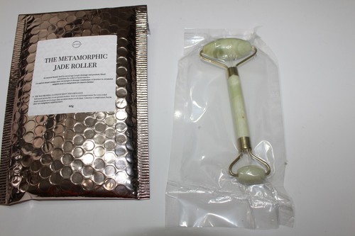 The Metamorphic Jade Roller Face Massager Anti-Aging By Luna Nectar - 第 1/6 張圖片