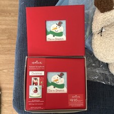 Hallmark Christmas Instant Scrapbook NEW w/ 20 Embellished 6x6" Pages  Stickers