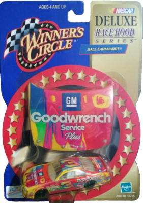 Winners Circle 1:64 Dale Earnhardt #3 2000 Peter Max & Hood PACKAGE WEAR