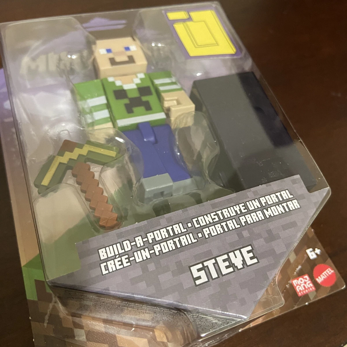 Mattel Minecraft Creeper Action Figure Set with Build-A-Portal, 3 Pieces 