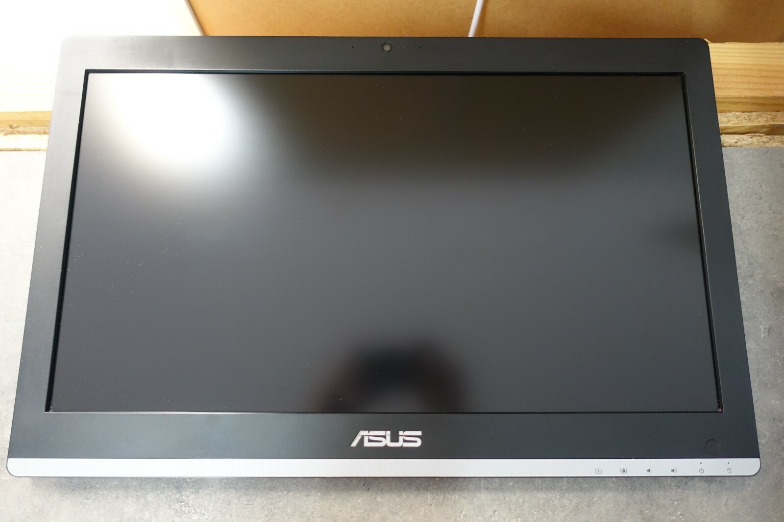 Barre De Son ASUS Pour PC ET2031i D'occasion - Fonctionne Bien, Idéale Pour Améliorer Le Son
