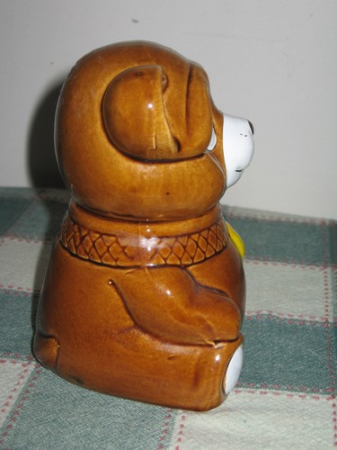 Oso de miel vintage de cerámica Houston Foods con arco amarillo Taiwán R.O.C. 1982 - Imagen 6 de 12