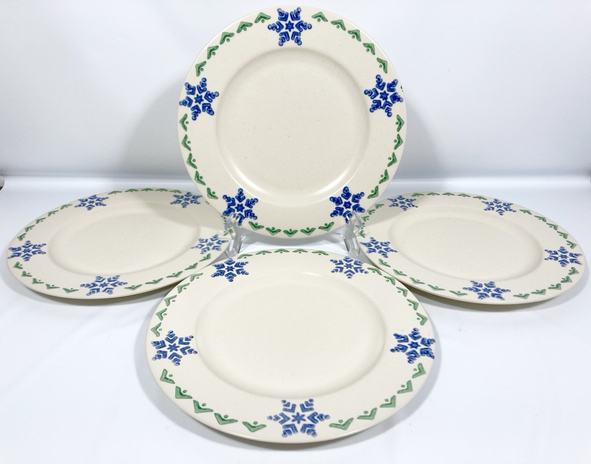 Pfaltzgraff Nordic Christmas SNOWFLAKE Tree DINNER Plates 10 3/8