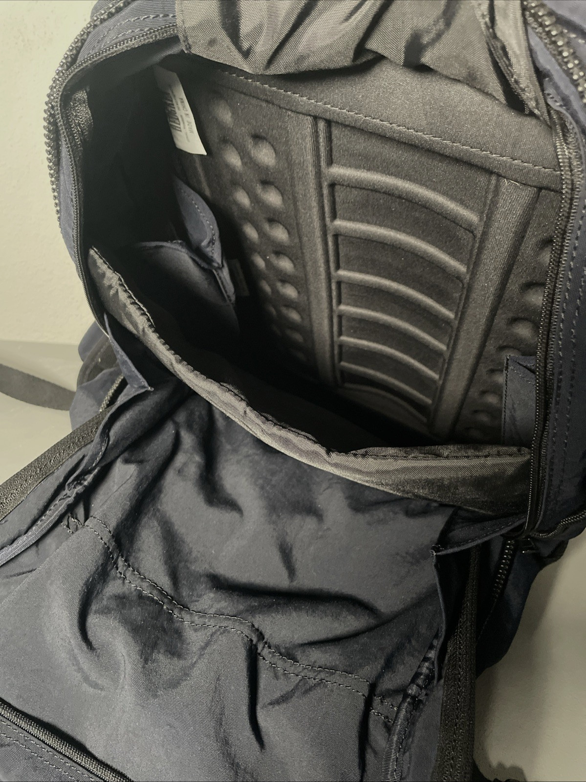 Hedgren Multi Pocket Drawstring Backpack - image 6