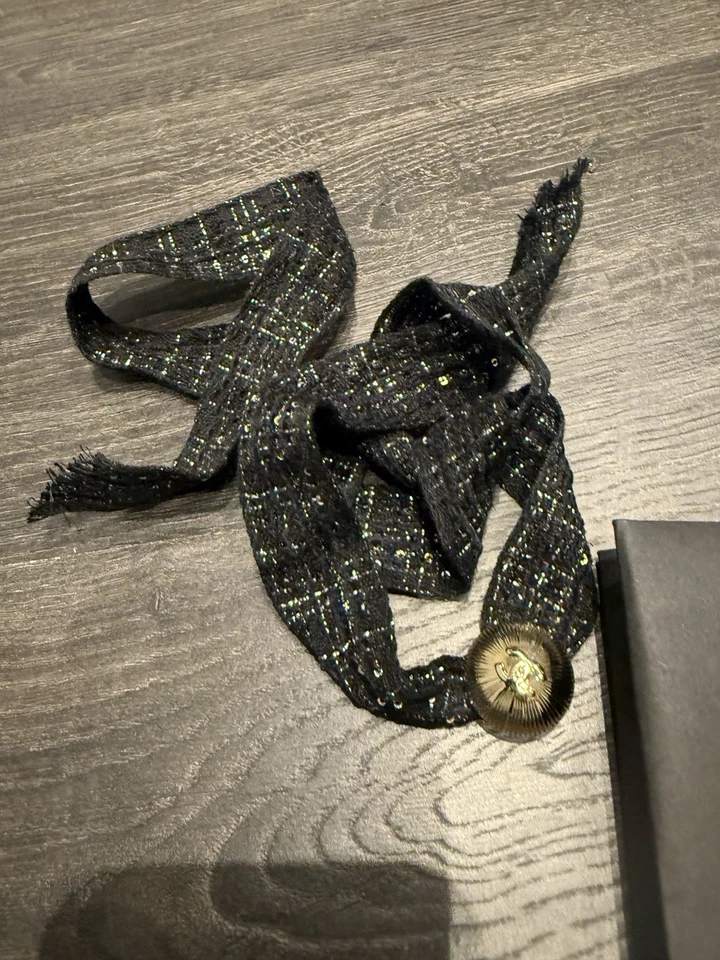 Chanel Button , Ribbon Christmas - Image 2 of 4