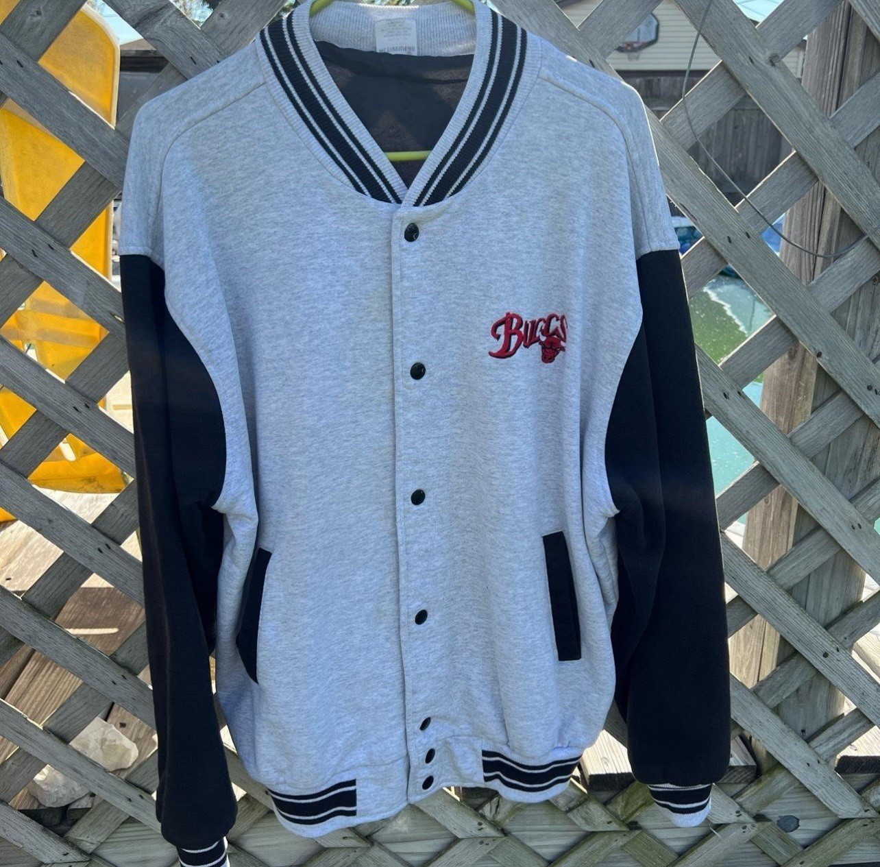 Chicago Bulls Jacket Size Large Activewear