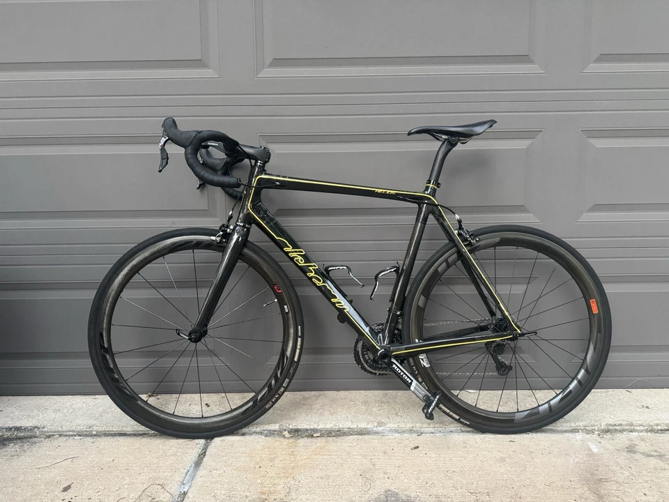 Bicicleta de carretera Alchemy Cycles Helios frenos de llanta de carbono - cremallera de 58 cm, Chris King, FSA Foto 2 de 4