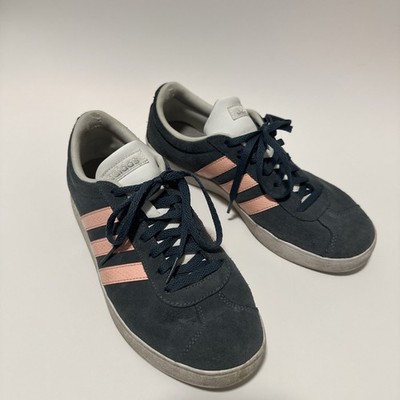 adidas Gazelle Shoes Men s Size 9 Blue Pink Striped Sneakers Classic Suede Train