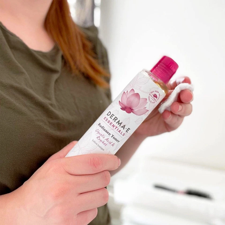 Tónico DERMA E Essentials Radiance con ácido glicólico, 6 oz... Foto 2 de 3