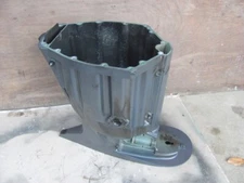 OEM 2003 F225 225hp Yamaha Outboard Upper casing 69J-45111-01-8D