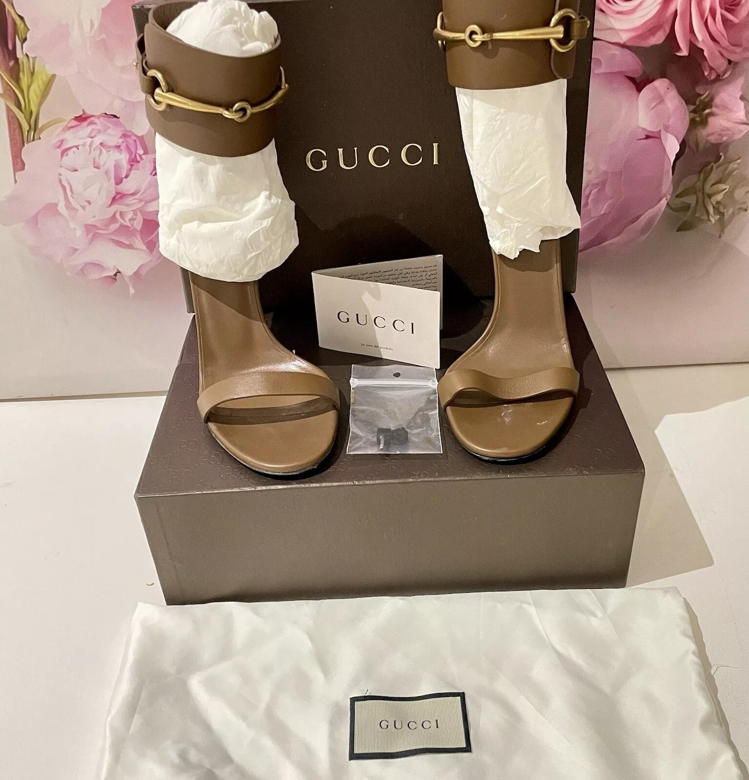 Chaussures sandales authentiques Gucci 40 Royaume Uni 7 femmes en cuir expédiées aux États Unis ✅
