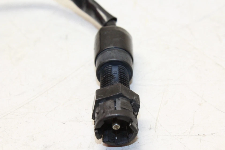 SENSOR FRENO TRASERO 94-03 KAWASAKI NINJA ZX9R ZX900COEM Foto 2 de 4