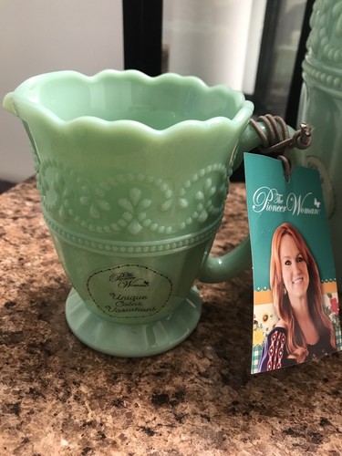 The Pioneer Woman Timeless Beauty ~Jade Color CreamerPitcher ~Vintage Style ~New - Picture 2 of 4
