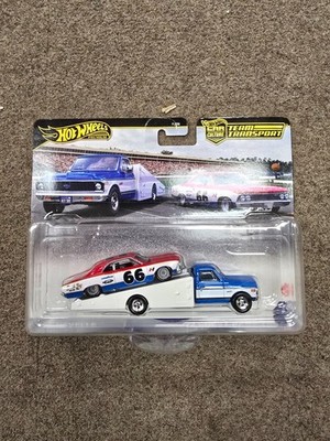 HOT WHEELS DIECAST - Team Transport - 66 Chevelle & 72 Chevy Ramp Truck #64