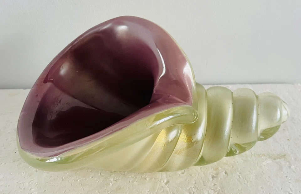 Large Vintage Murano Alfredo Barbini Gold Foiled Glass Shell 22cms (8 5/8") Long - image 3 of 4