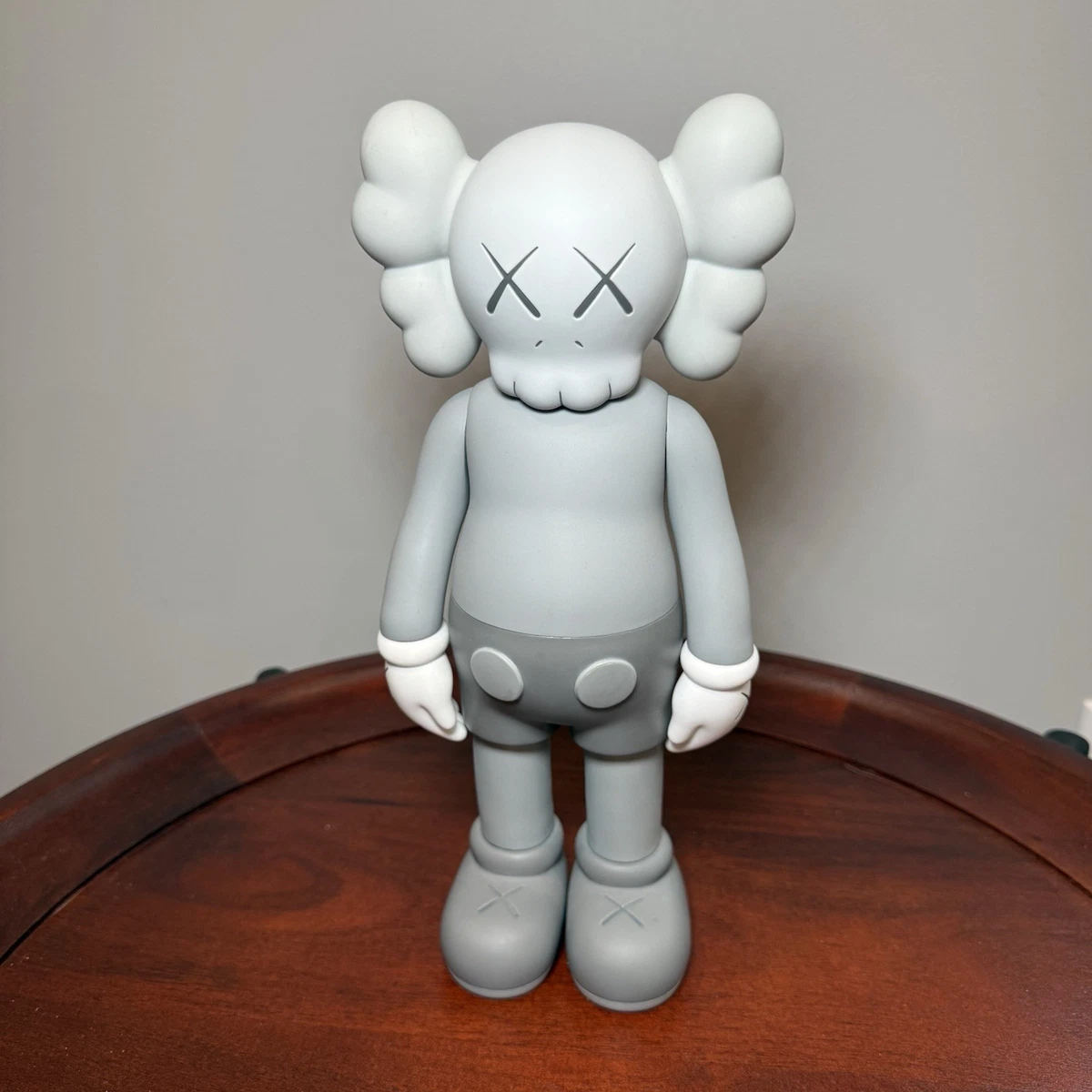 KAWS Companion 2016 Year Manufactured Designer & Urban Vinyl