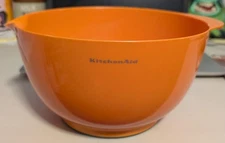 Large KitchenAid Mixing Bowl with Spout - 4.5 Quarts / 4.25 Liters - Orange