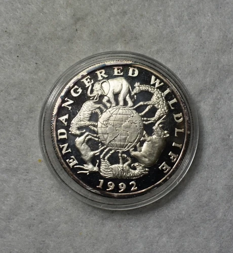 ENDANGERED WILDLIFE 1992 SILVER 1 OZ SILVER ROUND (stock#39)