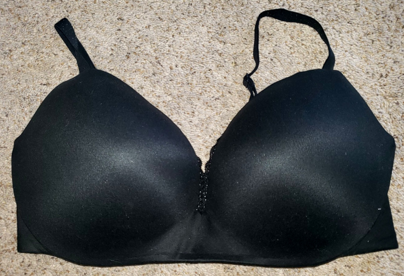 womens VICTORIA'S SECRET SOLID BLACK  PLUNGE BRA size 36DD 36 DD SOFT FABRIC!