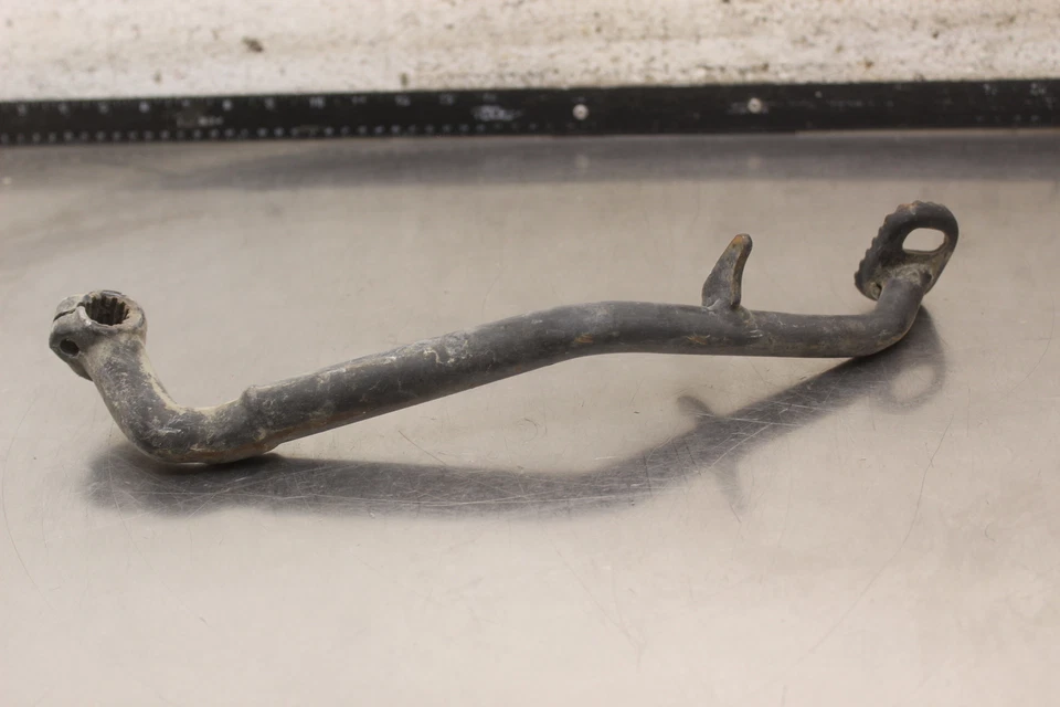 Suzuki Quadrunner 160 LTF160 2001 2x4 juego trasero derecho pedal freno C345 Foto 2 de 4