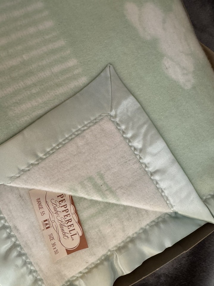 Vintage Green Pepperell Bear Carousel Nod Time Baby Blanket Satin Nylon