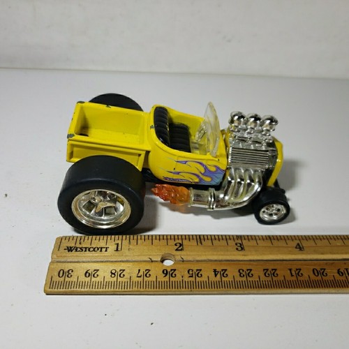 1998 Hot Wheels Rad Rods '27 T Bucket Yellow Blue Flames Diecast Car 4" Loose - Picture 7 of 7