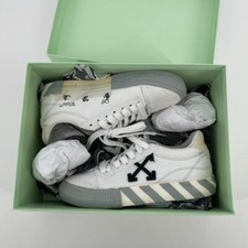 Off White Low Vulcanized White Black Sneakers...