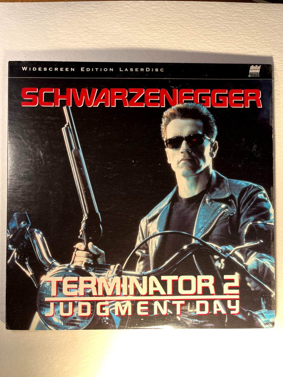 TERMINATOR 2 JUDGEMENT DAY Widescreen Edition Laserdisc 2 Disc Set
