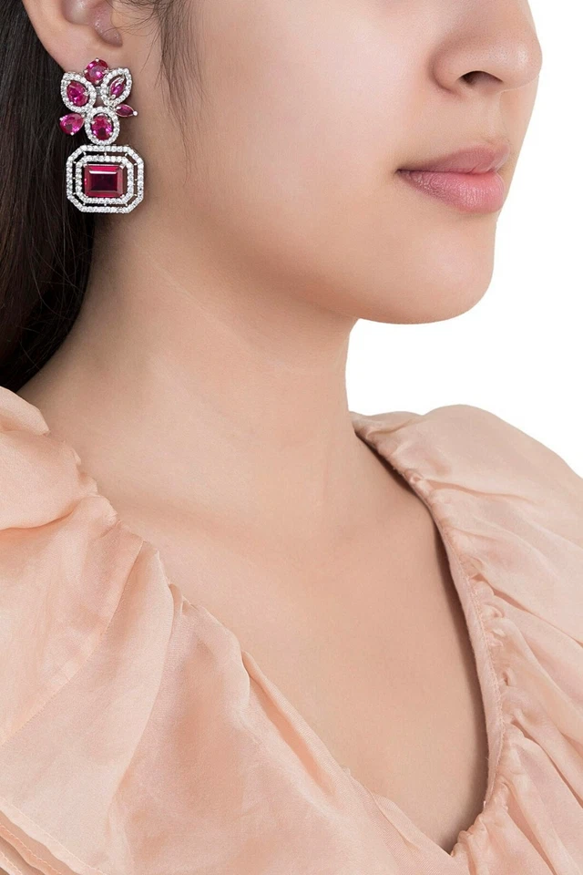 Elegante Multi Forma Rosa 26.00ct Rubíes Con Plata 925 y Pendientes CZ Brillante Foto 2 de 4