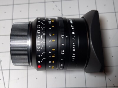 Leica Summilux-M 28mm f/1.4 Aspherical Lens - Black for sale