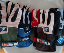 new men thermal gloves winter set of 3 random color sent one size fits all