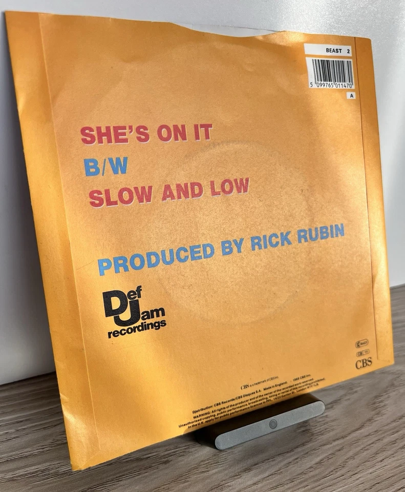 BEASTIE BOYS 7” RECORD ‘SHE’S ON IT’ (DEF JAM) - Image 4 of 4