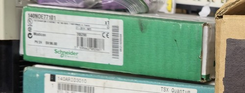 Surplus Schneider Electric 140NOE77101 Modulo Ethernet Quantistico Modicon - Foto 2 di 2