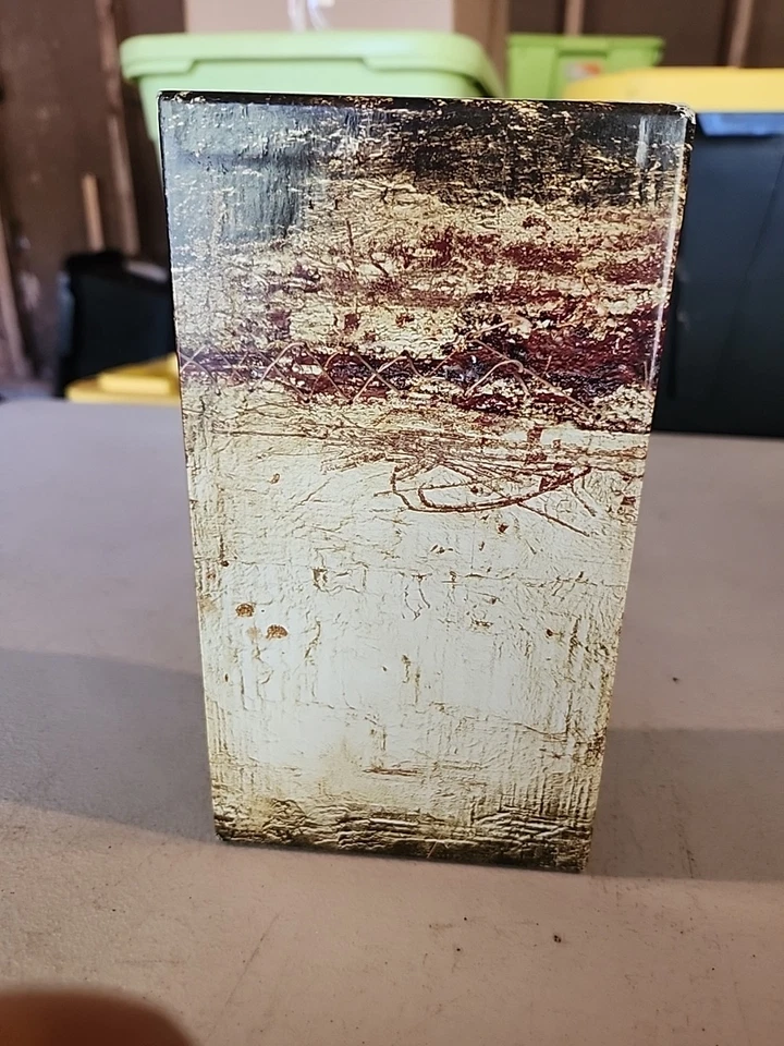 Nine Inch Nails: Closure 1997 Music Video & Documentary VHS 2 Tapes Box Set Used - Image 4 of 4