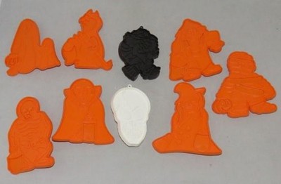 (9) Lot Vintage HALLOWEEN Kiddy Kreetures Hallmark COOKIE CUTTERS Christmas 1979